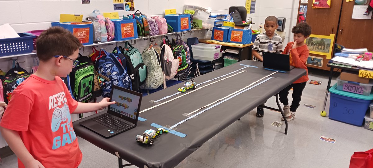 WeDo Robotic 🏎️Racecar challenge today!  Coding, communication, and collaboration in action.  After students completed the build each team tested tire sizes and RECODED for distance! #RESBelieves #ElevateStafford
