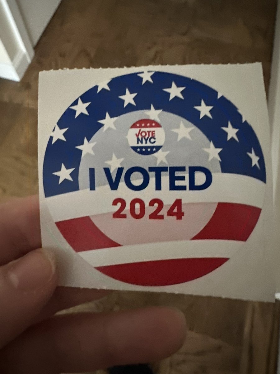 Today is the PERFECT day to vote to preserve our democracy (and rights) in the US (if you haven’t already). Please #vote !