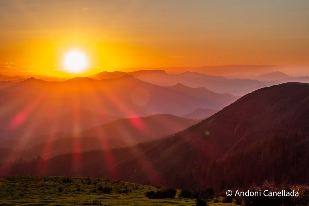 Ilunabarra Bianditz menditik