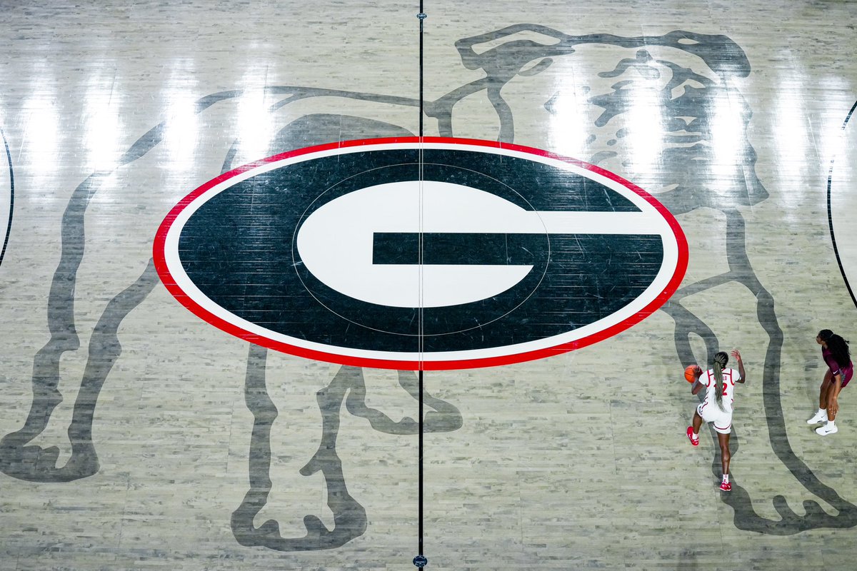 UGA_WBB's tweet photo. First W from above. ⤴️ https://t.co/mXhg7hYG1D