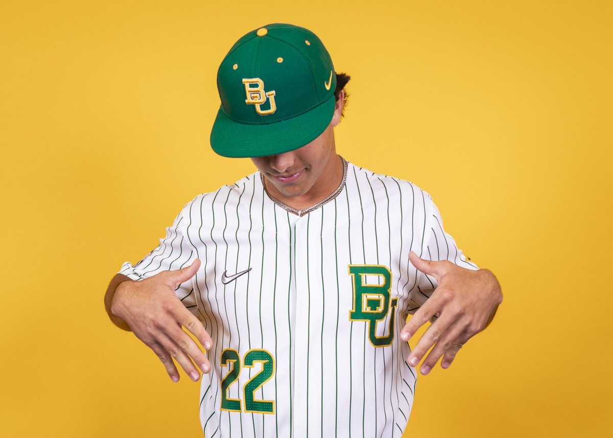 mickeyperez72's tweet photo. Sic ‘em 🐻 https://t.co/pTdzIoh2zD