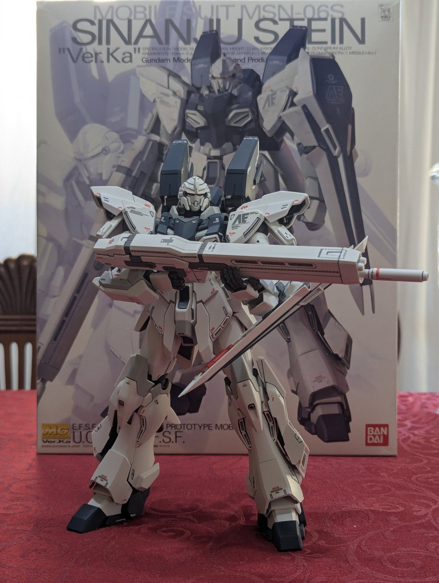 ryusilva's tweet photo. 1/100 Sinanju Stein "Ver. Ka" (2013 version)
I really like the design and overall look of the Sinanju Stein.
As all the "Ver.Ka", it's full of details and has some nice gimmicks 🙂
#gundam #gunpla  #mastergradeverka #mgsinanjusteinverka #bandai #pixel6pro #pixel6prophotography https://t.co/Y4OVqUqOwy