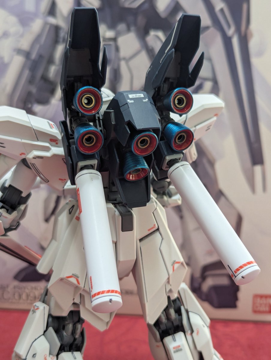 ryusilva's tweet photo. 1/100 Sinanju Stein "Ver. Ka" (2013 version)
I really like the design and overall look of the Sinanju Stein.
As all the "Ver.Ka", it's full of details and has some nice gimmicks 🙂
#gundam #gunpla  #mastergradeverka #mgsinanjusteinverka #bandai #pixel6pro #pixel6prophotography https://t.co/Y4OVqUqOwy