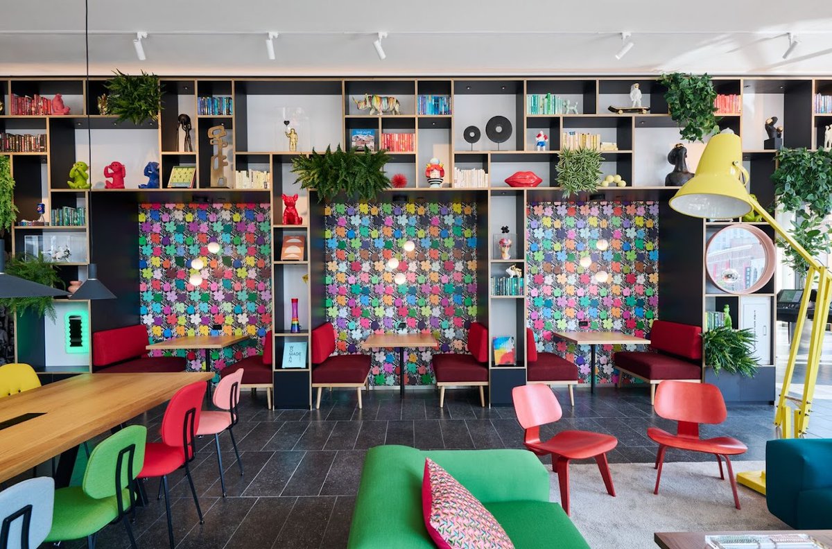 GCUCGLOBAL's tweet image. Hotels, hospitality, travel and coworking go hand in hand which is why @CitizenM is the preferred hotel for GCUC Boston. After chatting with their  CCO on the GCUC pod recently, they have given our attendees a special deal.

#Coworking #Futureofwork #GCUC na.gcuc.co