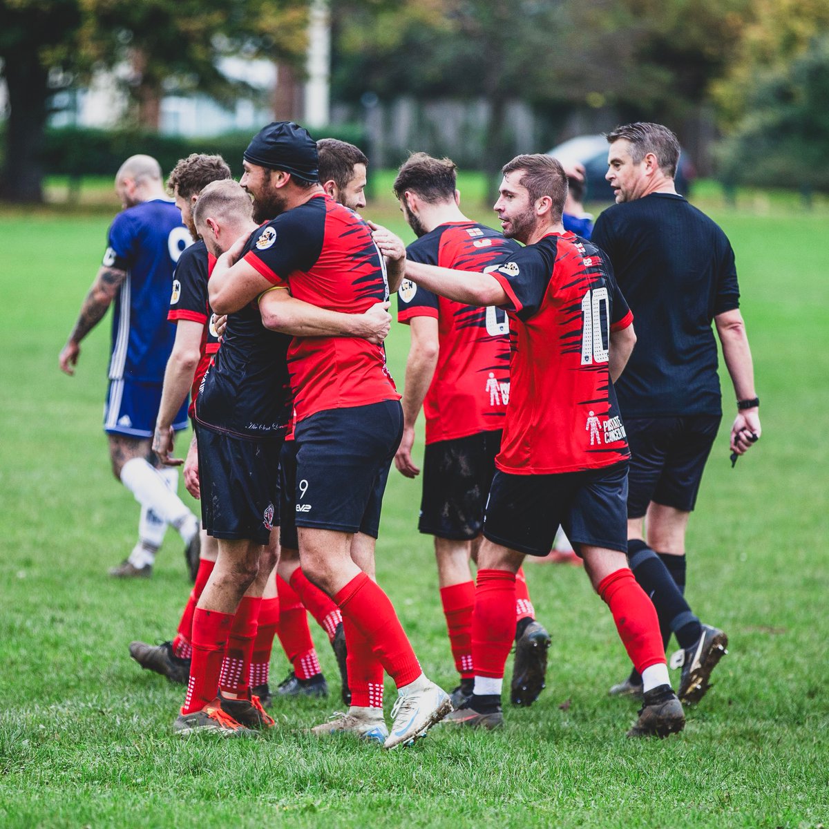 The <a href="/OfficialFCLions/">FC Lions</a> recently beat Maidenhead Nomads 7-1 away from home in the Berks and Bucks FA Sunday Junior Cup! 🦁

Head to the EV2 Online Kitbuilder to create your own on-field range 👉 bit.ly/EV2KITBUILDER

#EV2 | #DesignWithoutLimits