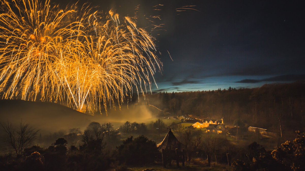 Foyle Fireworks tweet media