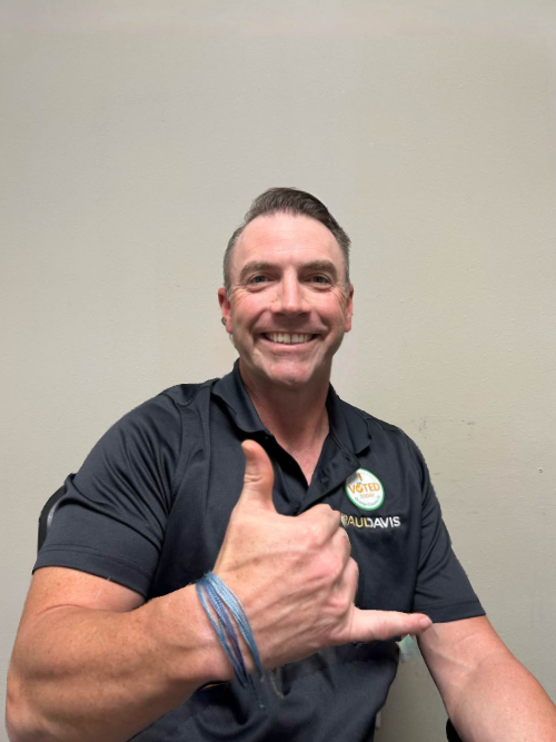 PaulDavisSC's tweet photo. Vote Paul Davis for President! #PropertyRestorationExperts #PAULDAVIS #DifferenceMakers https://t.co/SYUzcWQQQR