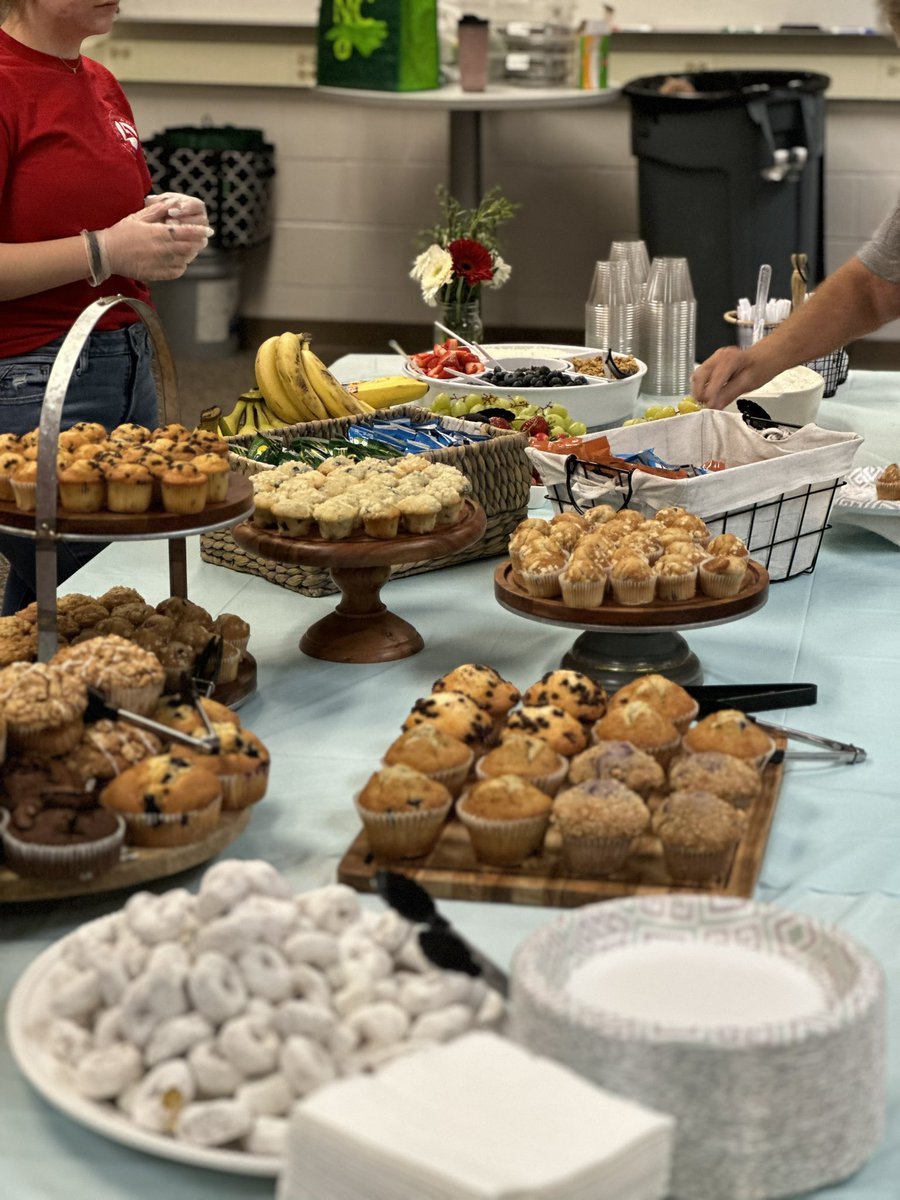 MCHS Chick-Fil-A Leader Academy tweet media