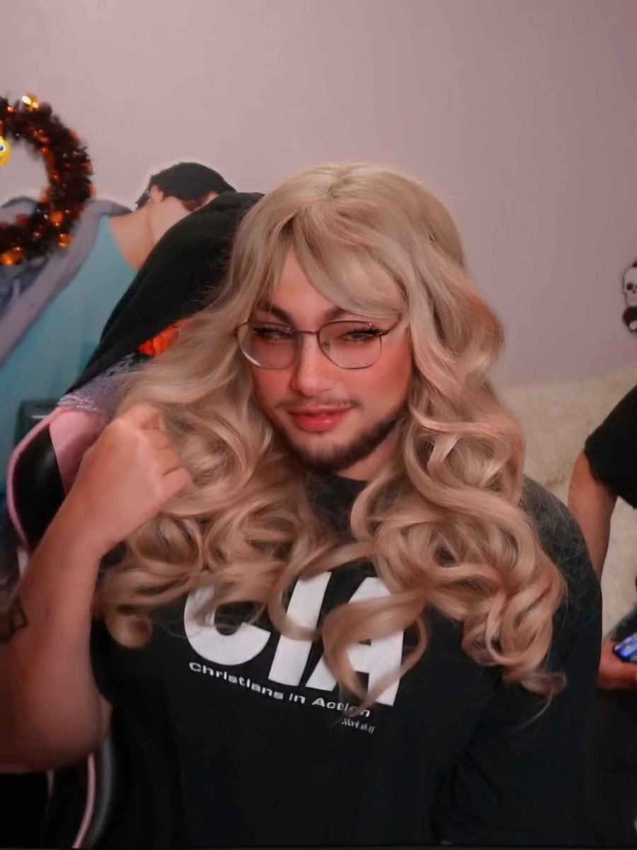 anda rondando muxa bastarda... no me llegan ni a las patas sutras culias