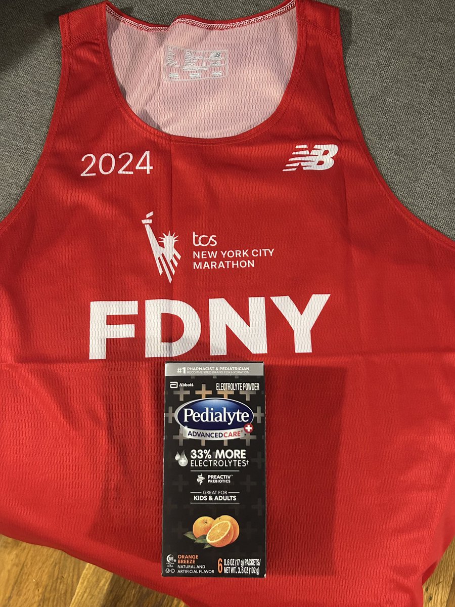 Recon147's tweet image. Official beverage of the NYC Marathon @pedialyte