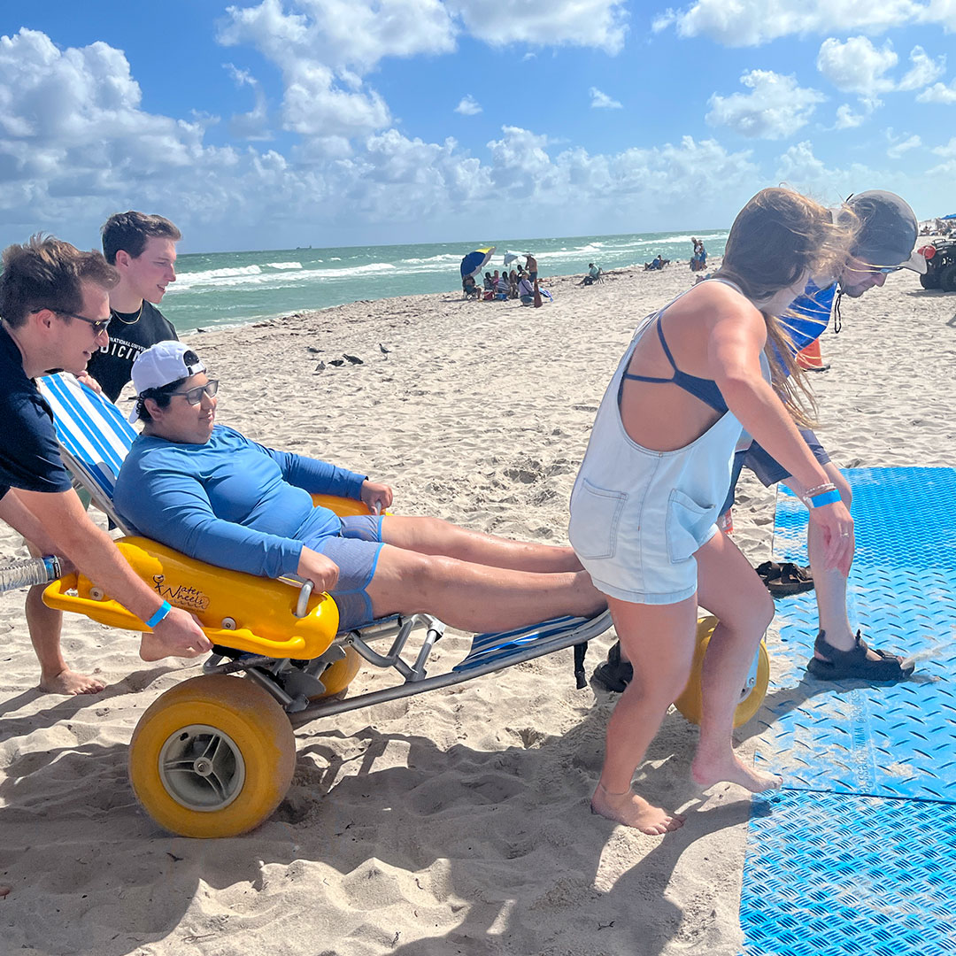 FIUMedicine's tweet image. Our med students teamed up with the Sabrina Cohen Foundation for Adaptive Beach Day 🏖 This amazing program gives people with disabilities, veterans, kids with special needs, and the elderly the chance to access the beach and ocean.  
@SabrinasBeach
#FIUMed #AdaptiveBeachDay