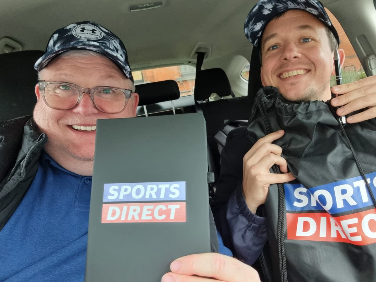 DeeCurran1's tweet photo. Big thanks to @DroghedaUnited, @GerardGrimes11, & @louthcoco for the warm welcome at Media Day for the #FAICupFinal. Shoutout to @SportsDirectUK for the swag bag & Paul Martin Menswear for sponsoring the trip. Can’t wait to share all our audio on @Drive105MNL. #CupFinalCountdown https://t.co/Va4EnNHY0B