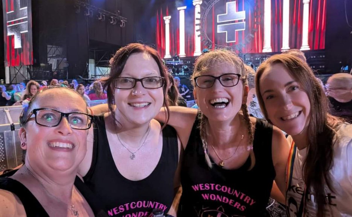 malardy's tweet photo. @takethat @CapitalOfficial 🎉🎉🎉Definitely making This Life ours!!🎉🎉🎉 #westcountrywonders https://t.co/jCUAkNDbPB