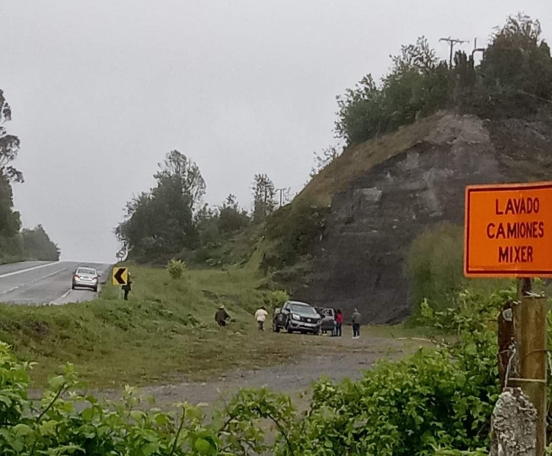 erchiloe's tweet photo. #Quellón 🚨 16:10 hrs.
Accidente de tránsito de vehículo menor, sector #Compu
[En Desarrollo]
📷 https://t.co/KYyrXh1snT
@OmegaQuellon @TTILosLagos @BorquezRafael @pera334 https://t.co/P0jKR1enoT