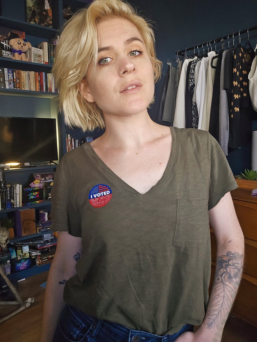 Emme Montgomery @ TwitchCon tweet media