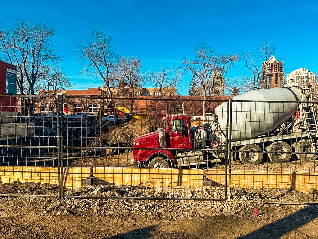 Vertex_Group's tweet image. Our specialists recently wrapped up a successful cleanup at a former dry cleaning site, reducing environmental risks and preparing the property for future use. 
Learn More: loom.ly/uIjK2bo
#EnvironmentalCleanup #SustainableSolutions #LandRestoration  #Remediation