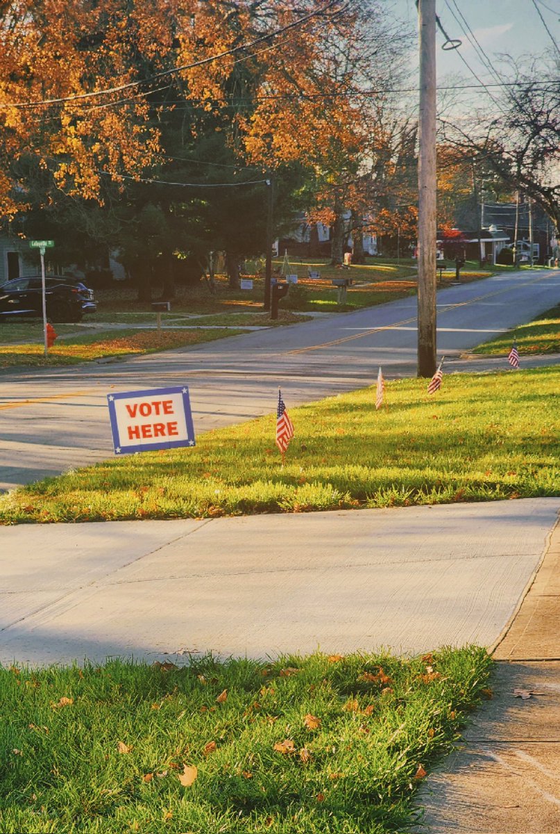 TrainerLauri09's tweet photo. It's a beautiful day to do your civic duty as an American! I'm not fussed about who you vote for but you'd better be voting! https://t.co/JQOcwwtPjm
