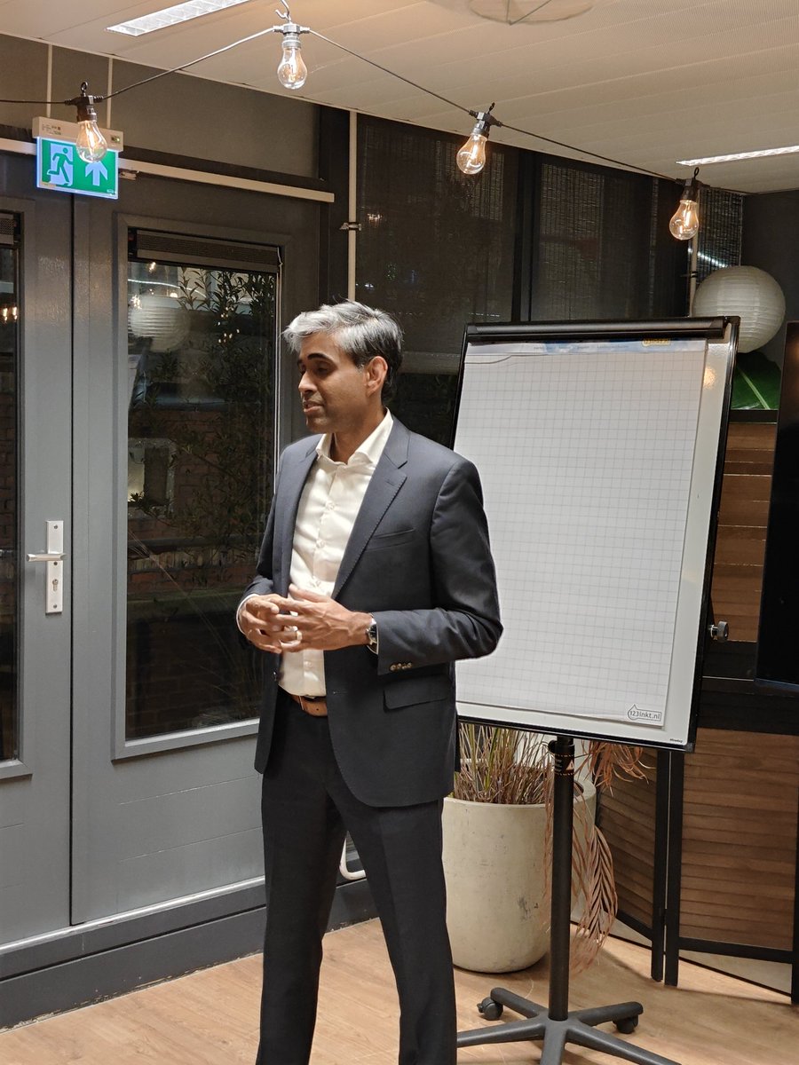 Boris  Uiterdijk tweet media