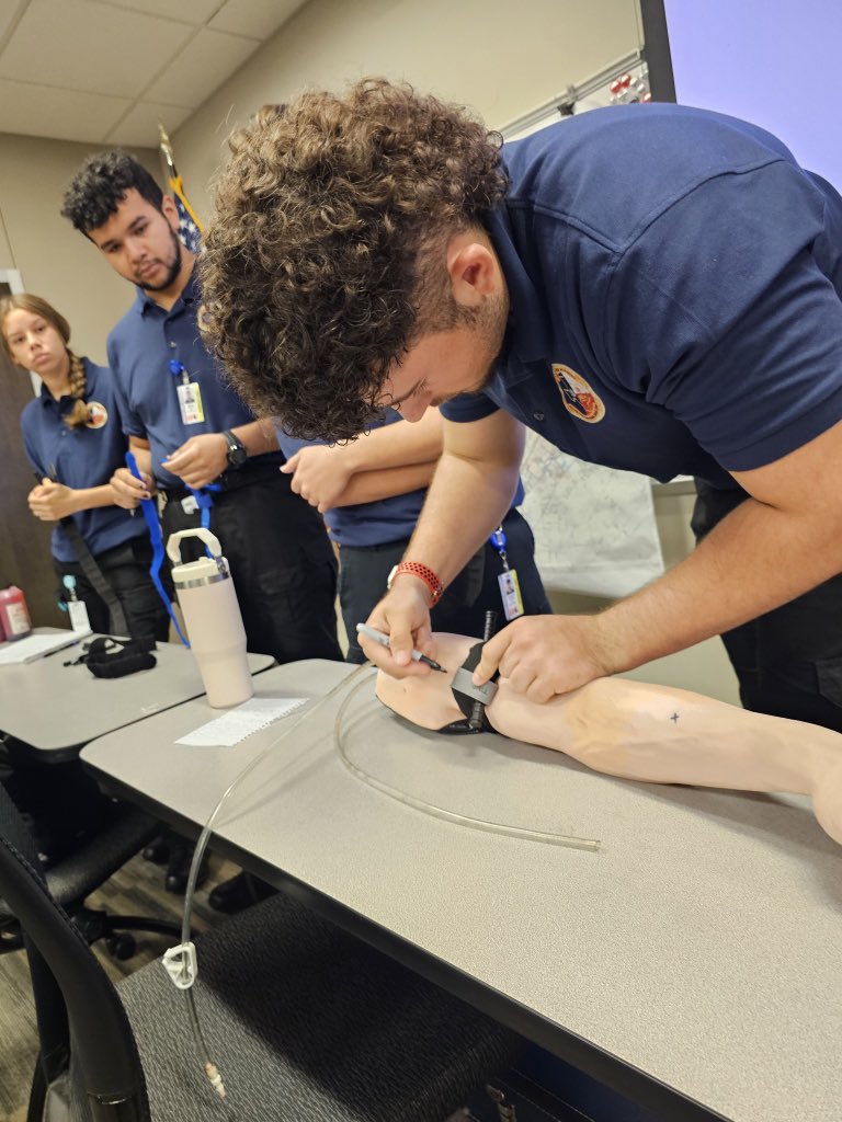 SMHS EMT students completed their Stop the Bleed training yesterday at Texas Fire Academy <a href="/SouthHays/">South Hays Fire Dept</a> 
They are now one step closer to starting their clinical hours!
