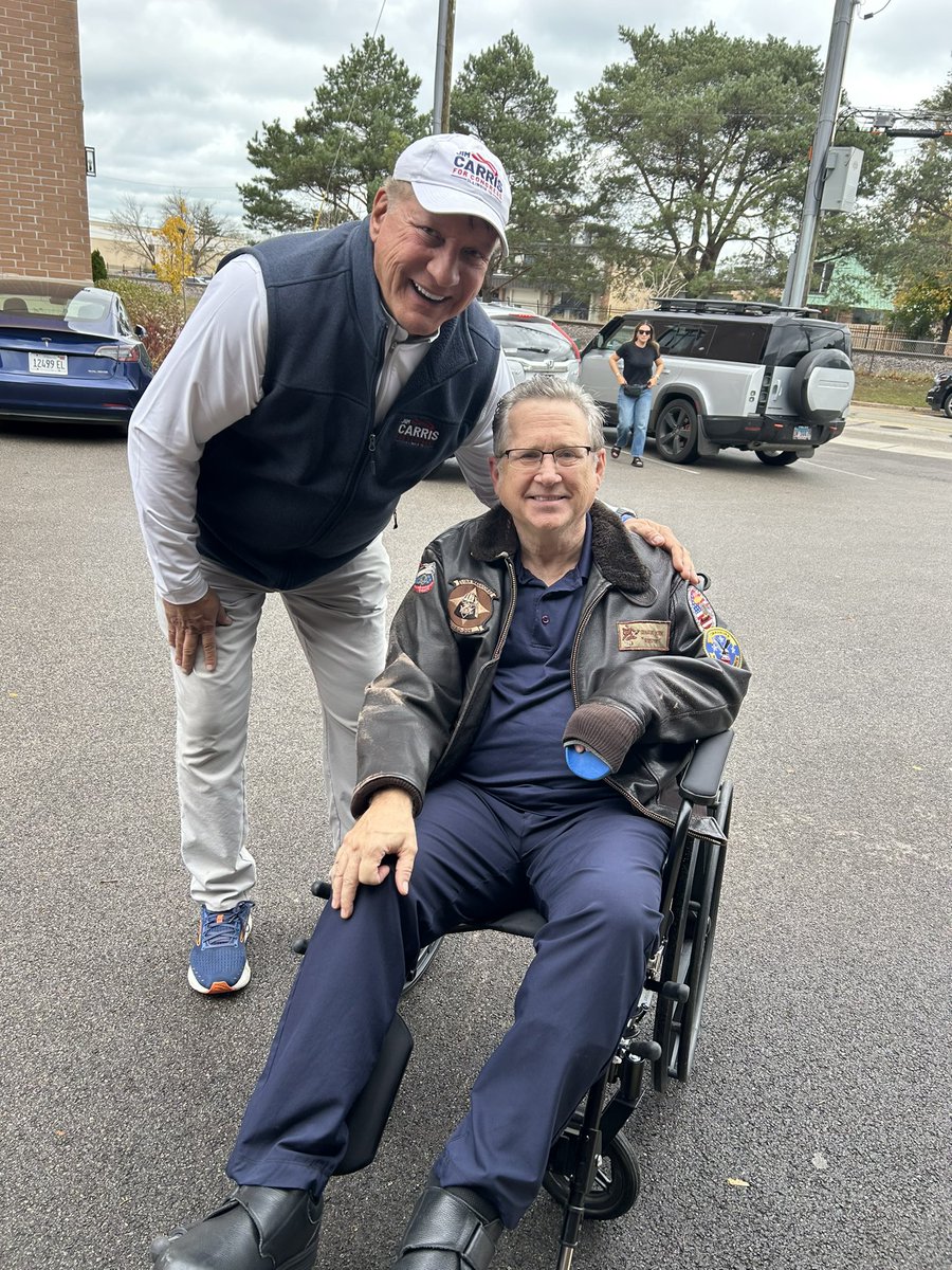 I was honored to earn Senator Mark and Dodie Kirk‘s votes today. He has been one of my political heroes as long as I can remember, I can’t tell you how meaningful this is to me. Now, let’s win! #carrisforcongress #IL10