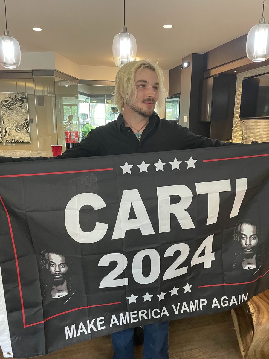 sonic_show's tweet image. There's a lot on the line in this election. Our very democracy is at stake. There has never been a more important election in the history of our country, ever.
When filling out your ballots, please consider Playboi Carti for your vote #Slat