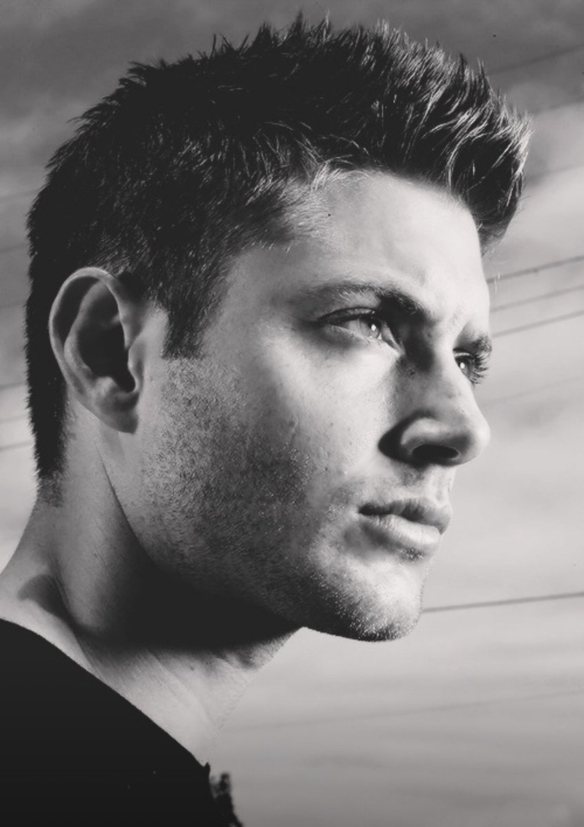 MsStephieJoy's tweet photo. G’Morning. Something to start your day off right.
♥️🫶

#DeanWinchester #JensenAckles #acklesnation #SPNFamily #ThoseLashes https://t.co/x5TWQ4kmeA