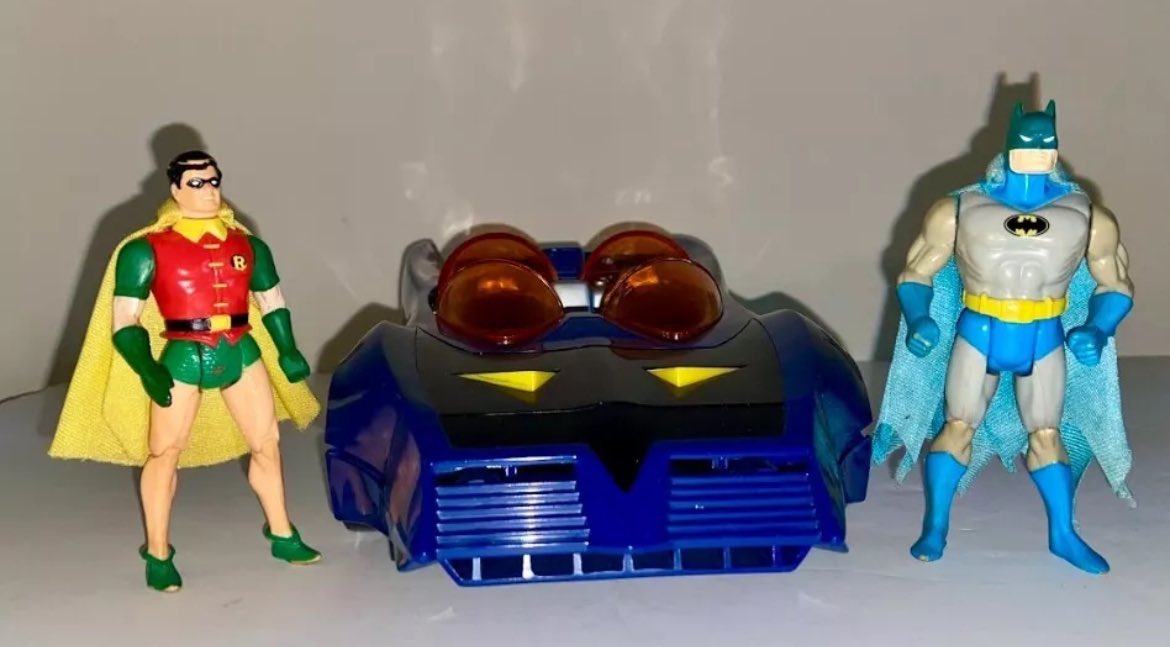 Check out 1984 Kenner Batmobile with Batman &amp; Robin Figures-Vintage DC Super Powers (11) ebay.com/itm/3757630813… #eBay  <a href="/eBay/">eBay</a> #BatmanCollectible #BatmanMerch  #BatmanMemorabilia #BatmanToys  #Vintage #SuperheroCollectibles #ToyCollectors  #Batmobile   #ActionFigures  #eBayFinds