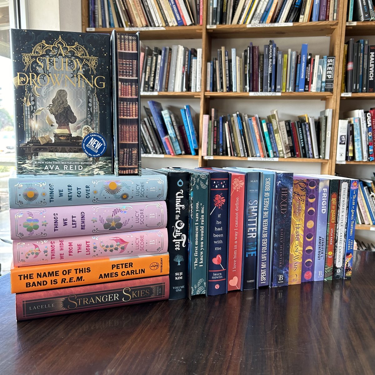 It's a book haul, y’all. Collector's editions and sprayed edges are coming in hot at your local Half Price Books.  ow.ly/4Lap50U0MaR