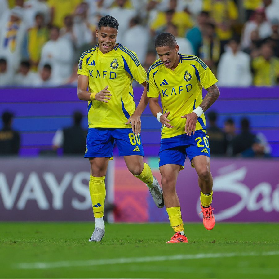 قاعدة ثابتة عند النصر والنصراويين :

الثأر لا يموت بل يُسترد 💛💙

الف الف مليون مبروووووك للأمة النصراوية الفوز
الكبير والجميل والمستحق 

القادم أجمل باذن الله 💛
