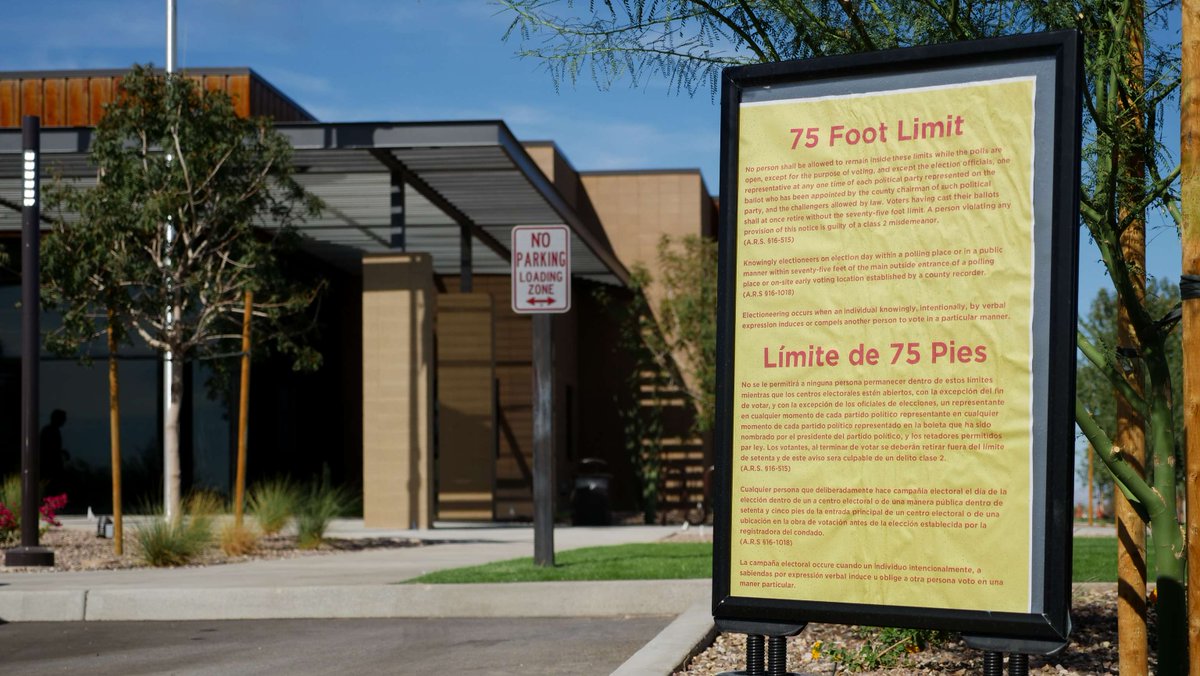 PinalVotes's tweet photo. We love to see @PinalVotes tagged in your “I Voted” sticker selfies, but please remember selfies and pictures inside a polling place are not permitted.
Snap your “I Voted” selfie once you are outside your polling place and the marked 75-foot zone.
#PinalVotes https://t.co/QqPPWPMHGd