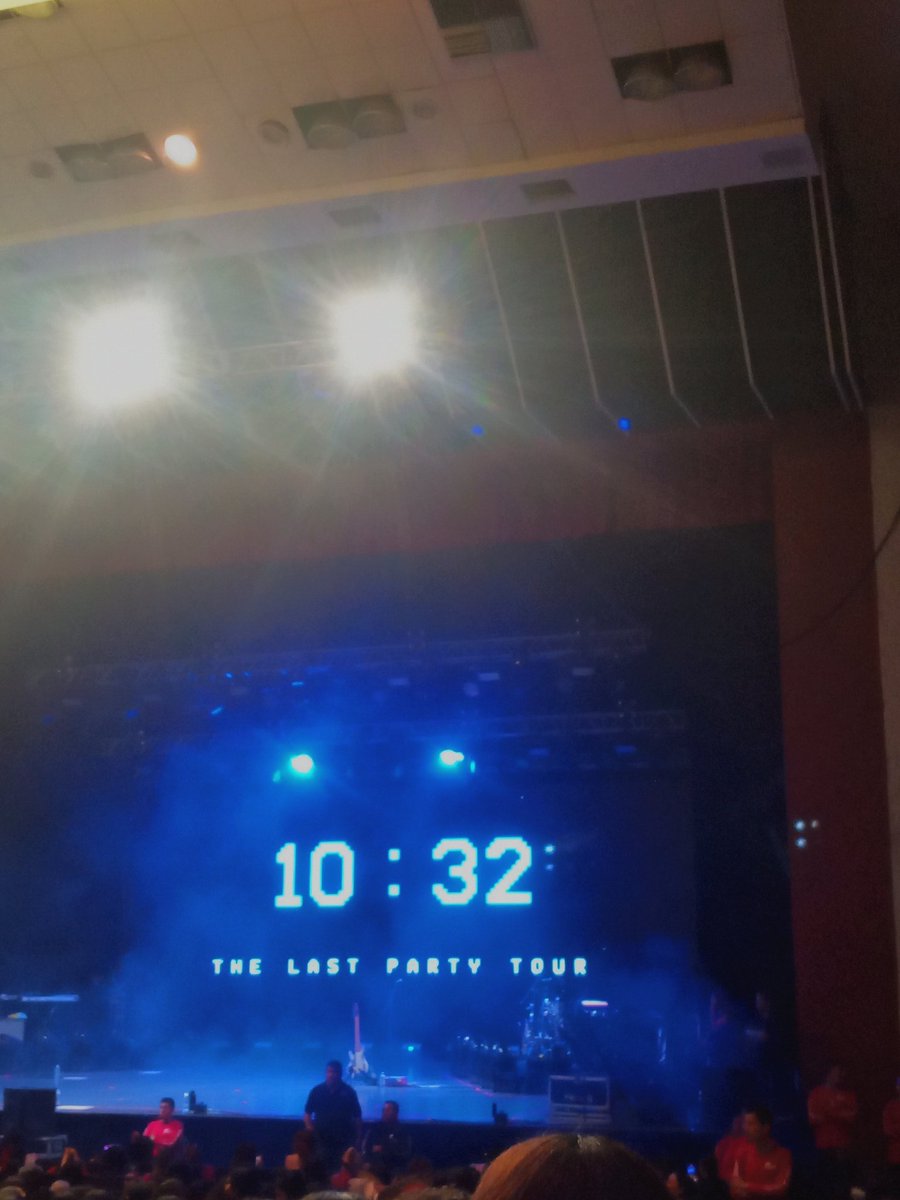 min_lirez's tweet photo. LA MEJOR NOCHE DE MI VIDAAAA
THE LAST PARTY TOUR
NUNCA NOS FUIMOS
SIEMPRE JUNTOS? SIEMPRE!
@CD9 https://t.co/Q2LuqrtXTH