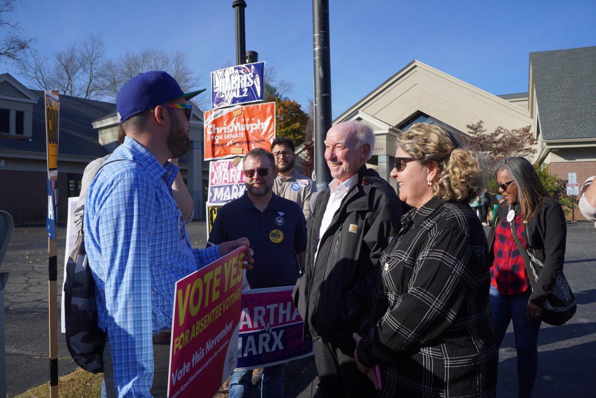 Joe Courtney tweet media