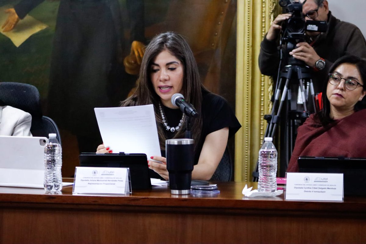 La vivienda es un derecho fundamental del humano y por eso desde el PRI, votamos a favor de esta reforma que brindará a los mexicanos una vivienda digna, aceptando que existen aún muchos retos para los diputados en poder asegurar la seguridad en la vivienda de nuestra población