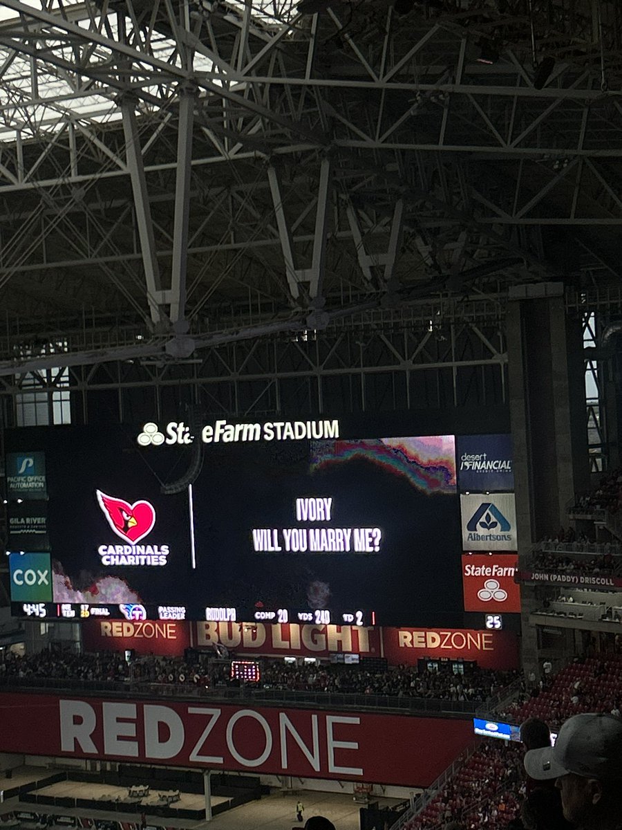 Cute_Shortee_'s tweet image. Loves me so much he made me a leftie! ♾️ w/you sounds perfect 🥹🖤 @Rick_TheSlick