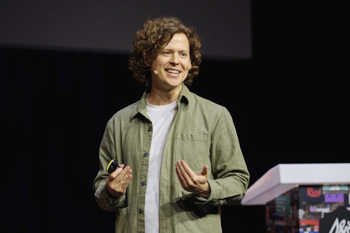 COLLINS (@wearecollins) on Twitter photo On Nov 7, COLLINS Co-Founder & CEO <a href="/leemaschmeyer/">Leland Maschmeyer</a> takes the stage at DesignThinkers in Toronto. If youâre in town, weâd love to see you there.
Tickets:
bit.ly/3Ytvvpi
And, join us Nov 6 for Behind The Scenes with RGD & Tadiem.
Sign up, here:
bit.ly/3NSojhT On Nov 7, COLLINS Co-Founder & CEO <a href="/leemaschmeyer/">Leland Maschmeyer</a> takes the stage at DesignThinkers in Toronto. If youâre in town, weâd love to see you there.
Tickets:
bit.ly/3Ytvvpi
And, join us Nov 6 for Behind The Scenes with RGD & Tadiem.
Sign up, here:
bit.ly/3NSojhT