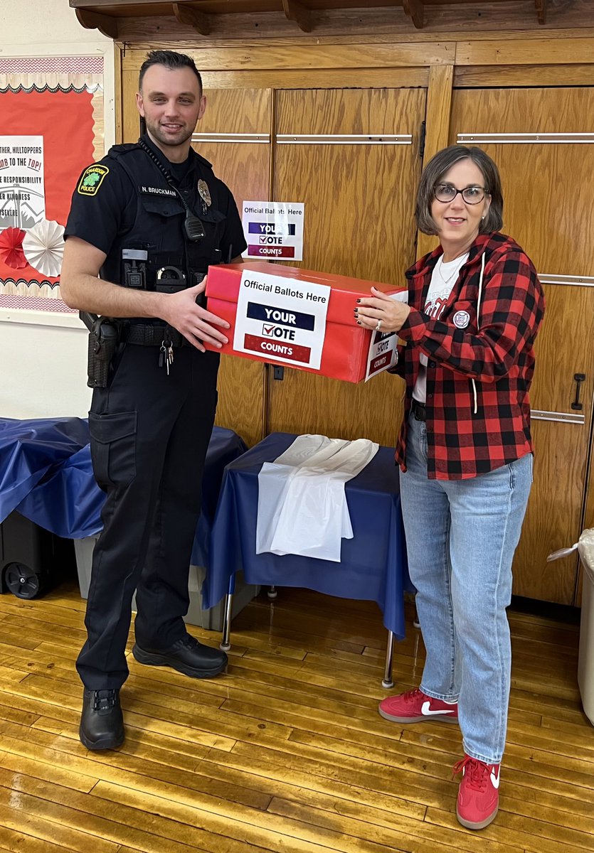 parkelemsch's tweet photo. Thanks to Chardon PD for helping us secure our ballots at the end of voting today. Stay tuned for the results!#WeAreChardon https://t.co/vfU9MHCZtU