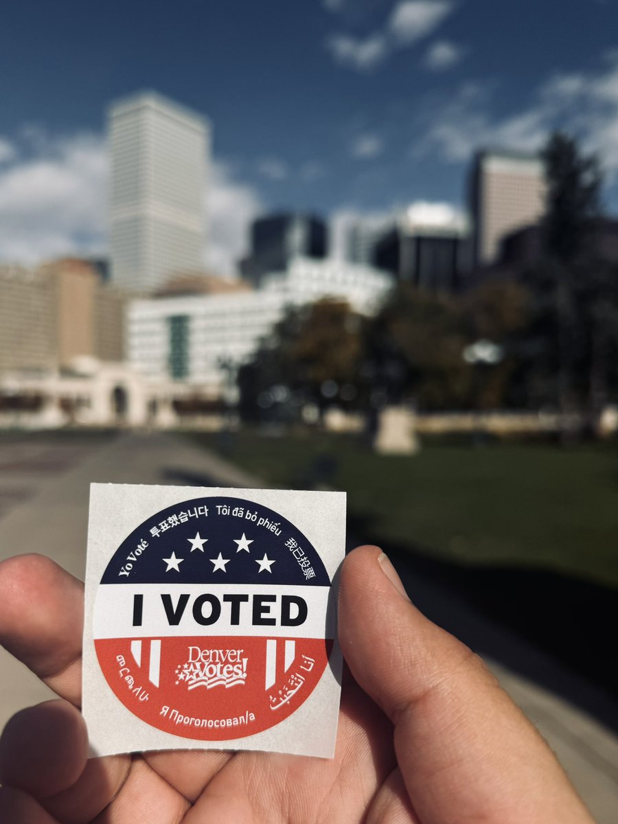 jacobfactorCO's tweet image. First time voting in Colorado and can’t think of a better setting than Civic Center Park💙 #USElection2024 #ElectionDay