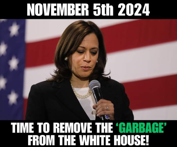 Laura@lovesherpups tweet media