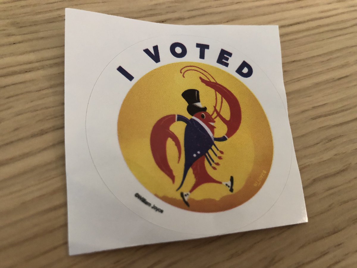 indianred504's tweet photo. They dressed the crawfish as a robber baron to reflect the oligarchical rule of our Second Gilded Age and the futility of participating in our two-party system https://t.co/dxFgGBBkYf