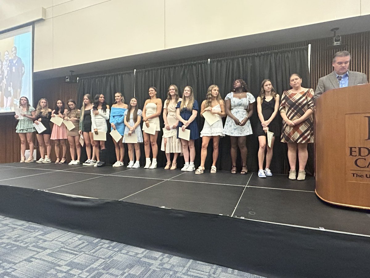 Had our end-of-the-season banquet last night…thanks to our players, coaches, managers, and <a href="/OEVBboosters/">Olathe East Volleyball Boosters</a> for a season of good memories. 🧡🏐💙🥹 #team