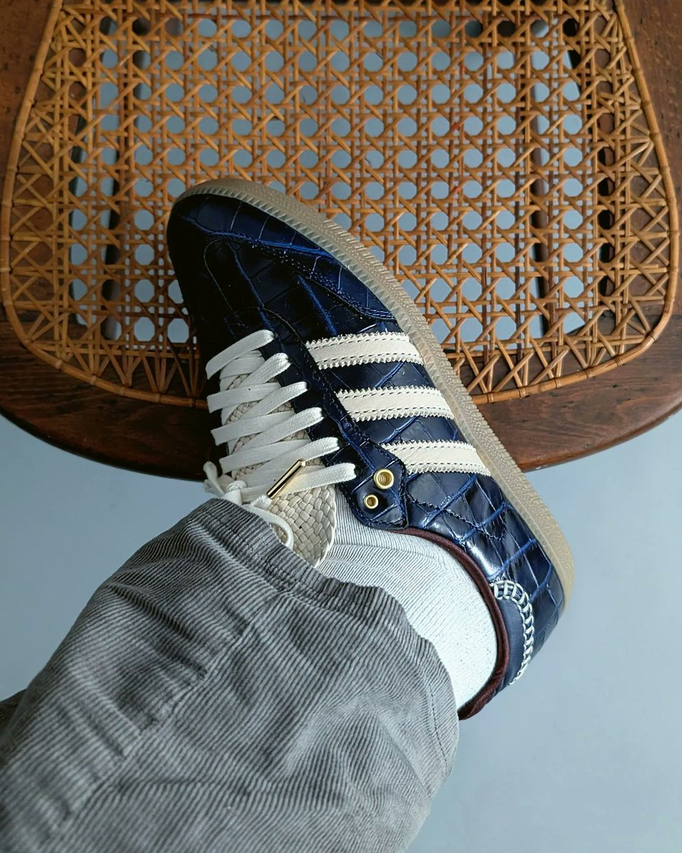 riblets1218's tweet photo. Wales Bonner x Adidas Samba 🐊 are a thing of beauty 🏆 https://t.co/9Tz4xLvPSt
