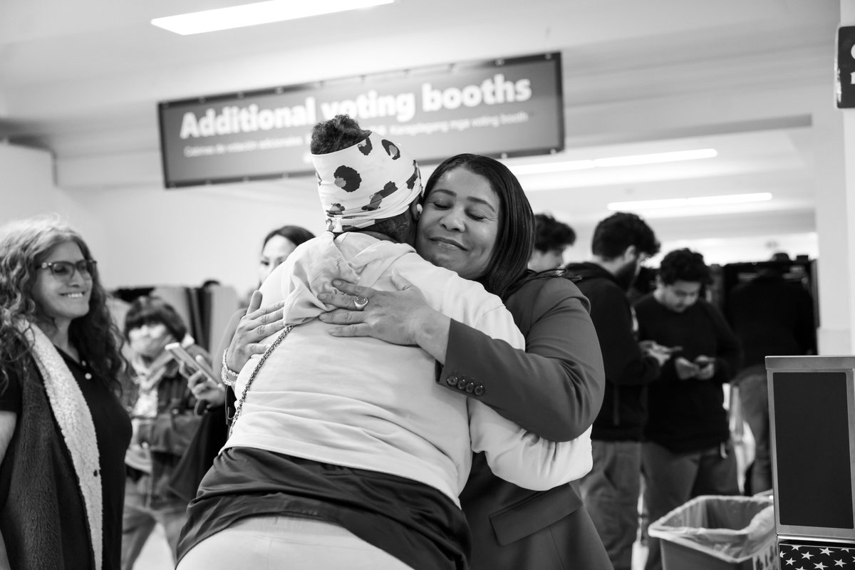 michelleporeh's tweet photo. San Francisco Mayor @LondonBreed this morning at the Department of Elections casting her vote and speaking with voters #ElectionDay https://t.co/H8Zq4x11Py