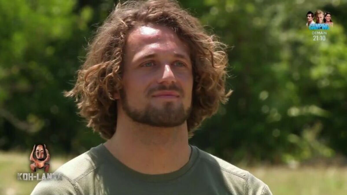 jusnz6's tweet photo. Denis : Que faite vous Gustin ??
Gustin : Délicieux le chocolat Denis et fondu comme je l’aime !
#KohLanta https://t.co/XBaQheriwT
