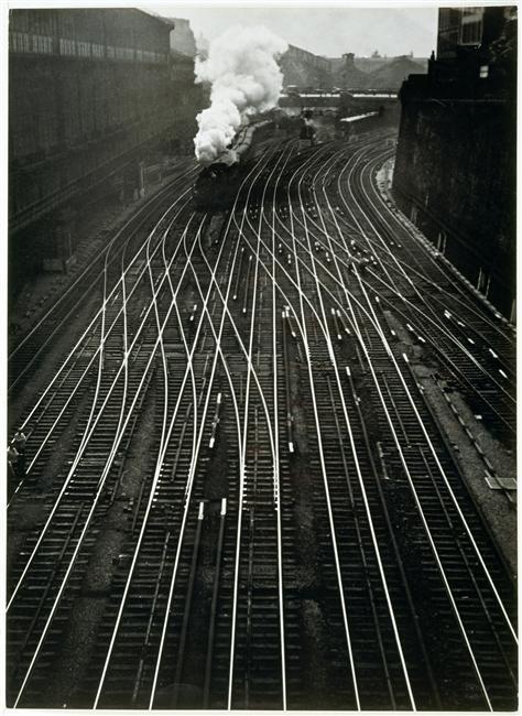 Ergy Landau.

Gare Saint-Lazare, 1934.