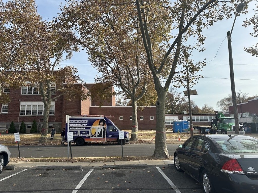 lsaboPHS's tweet image. This ol' building is truly something many Palmyrians can relate to!  Last week our Auditorium Floor Mens Room had major issues!  Turns out it was a break in the sewer pipe on the 4th Street Side that needed to be replaced.  Mr. Holt &amp;amp; emergency contractors to the rescue! #Proud
