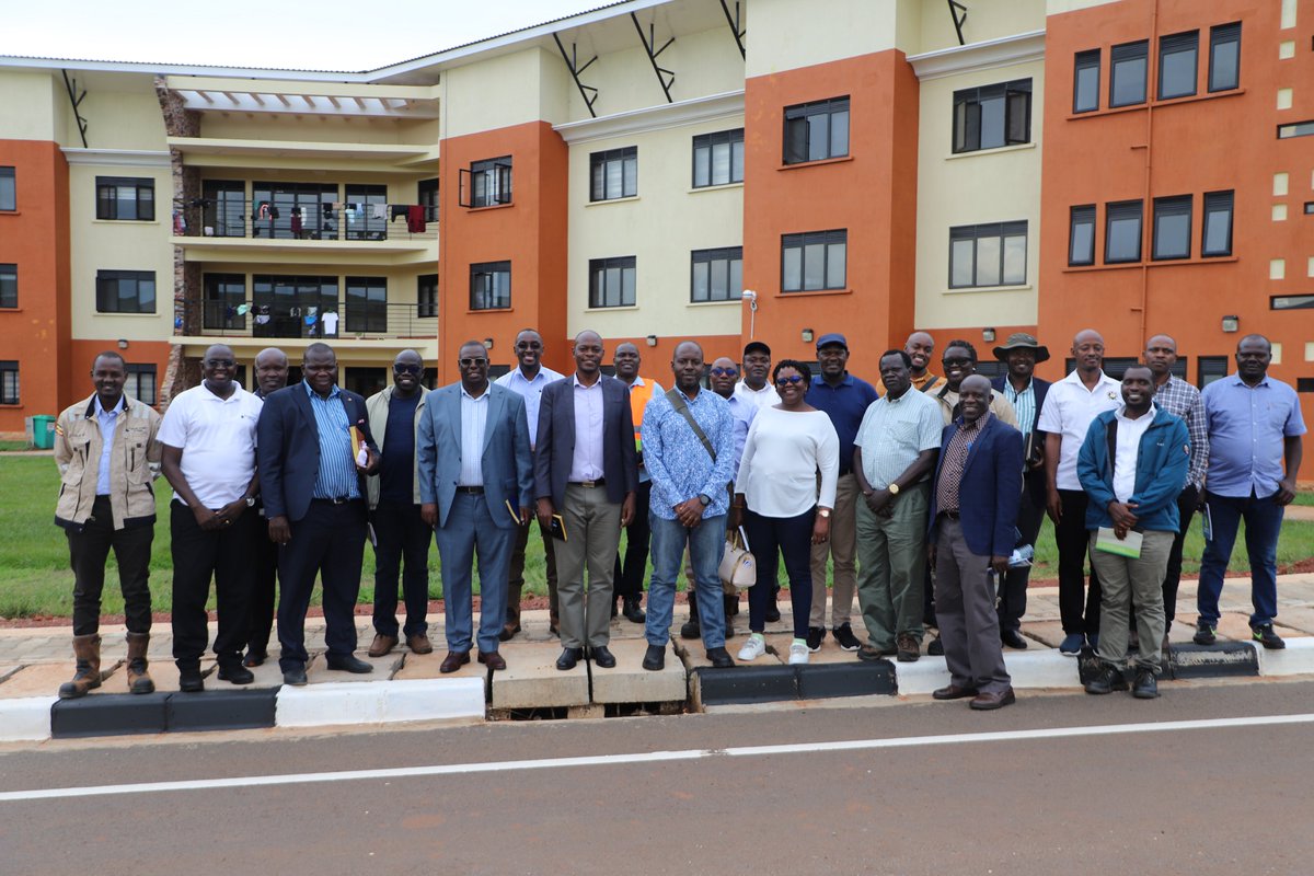 NPA_UG's tweet image. This week, we have joined @PAU_Uganda for field visits to the Albertine Graben operational areas, to assess the progress of oil and gas developments. 
@CNOOCUgandaLtd, @UNOC_UG, @TotalEnergies ,@MEMD_Uganda , @MoWT_Uganda , @upikuganda , @UgandaUpik 

#PlanningforDevelopment