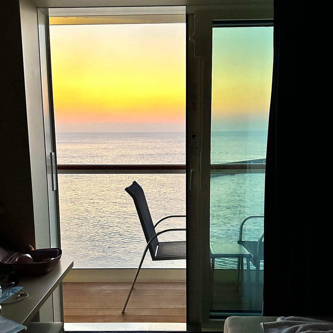 SmartCruiser's tweet image. 🚢 Exclusive Norwegian Cruise Line Promo! 🚢

Get up to $200 Onboard Credit for Balcony Rooms &amp;amp; above on 7+ night cruises! 🌅

✨ Book by Nov 14 to lock in this amazing offer!

👉 Book now: book.smartcruiser.com/swift/cruise?s…