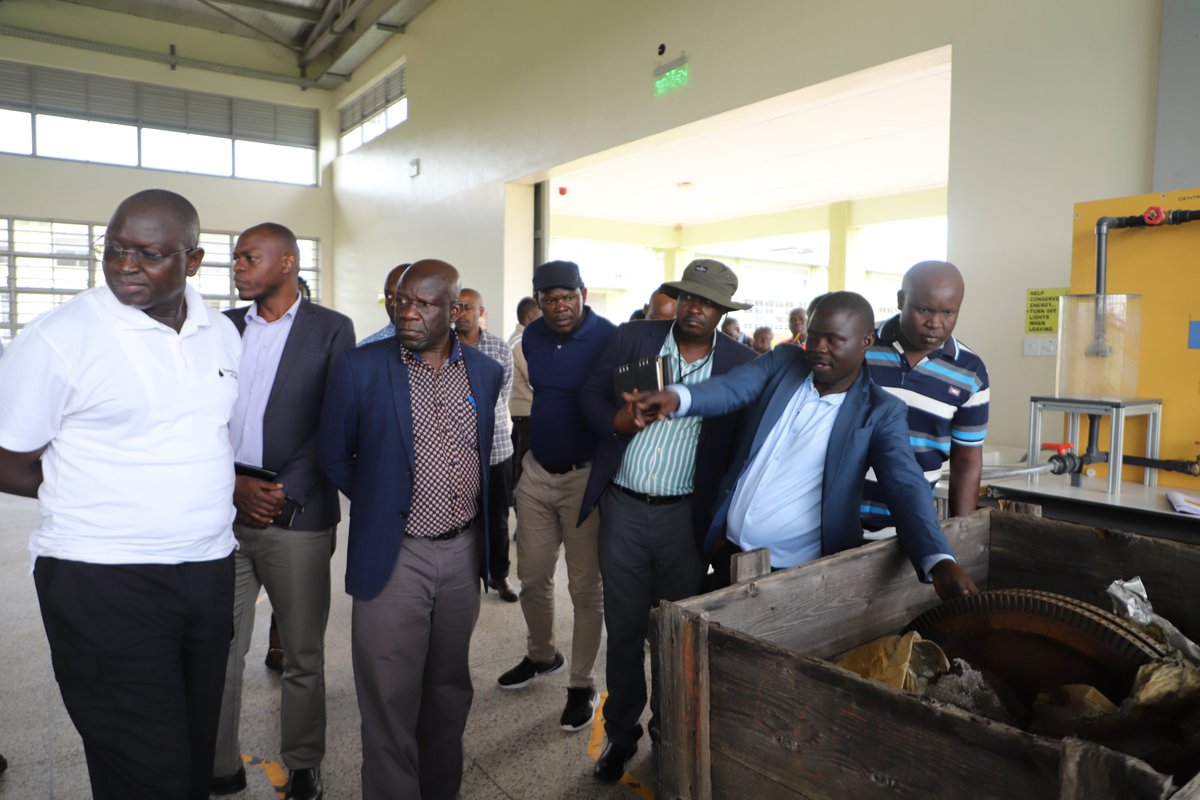 NPA_UG's tweet image. This week, we have joined @PAU_Uganda for field visits to the Albertine Graben operational areas, to assess the progress of oil and gas developments. 
@CNOOCUgandaLtd, @UNOC_UG, @TotalEnergies ,@MEMD_Uganda , @MoWT_Uganda , @upikuganda , @UgandaUpik 

#PlanningforDevelopment