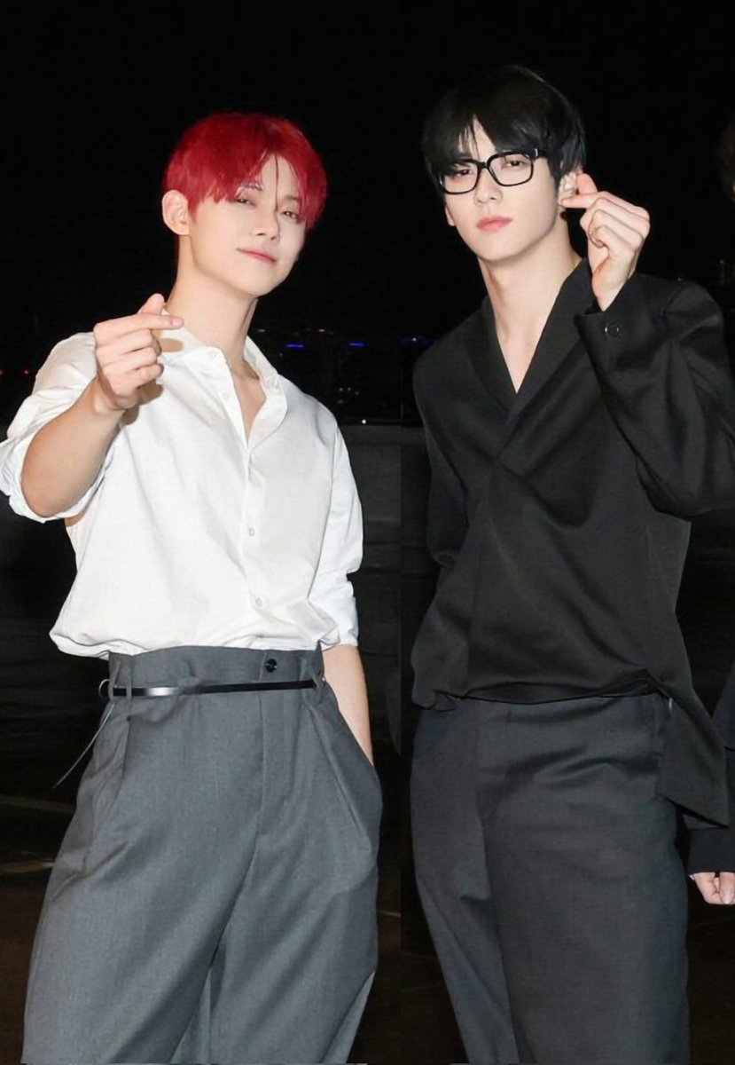 1209sbyj's tweet photo. ❤️🖤
🤍🖤 https://t.co/JTE2LRUWFO