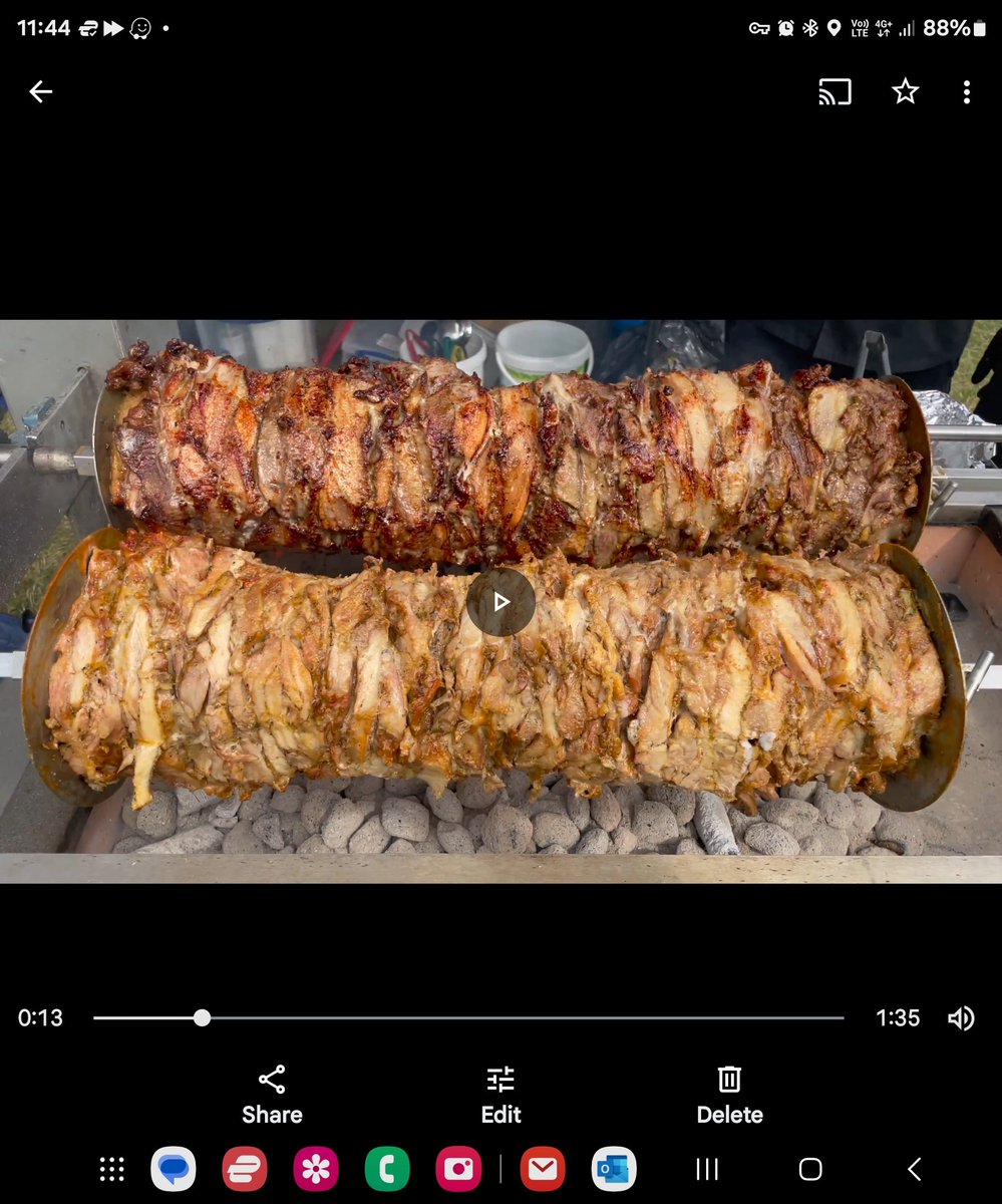 greekoutdoors's tweet photo. #sbswinnershour The Best #Gyros cooked over hot Coals #whereveryouare #whatevertheweather #whateverthereason https://t.co/JLfack2I4y
